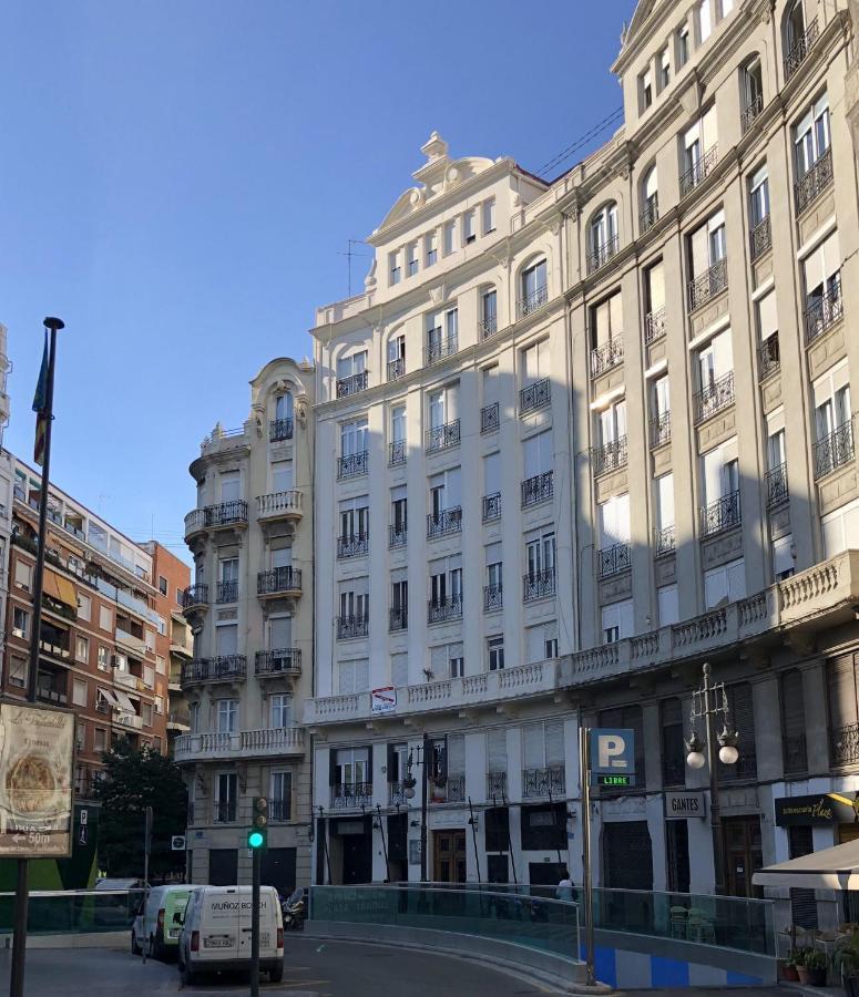 Luxus Apartment In Valencia Exterior photo